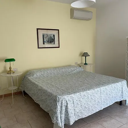 In Pieno Centro A Due Passi Dal Mare *